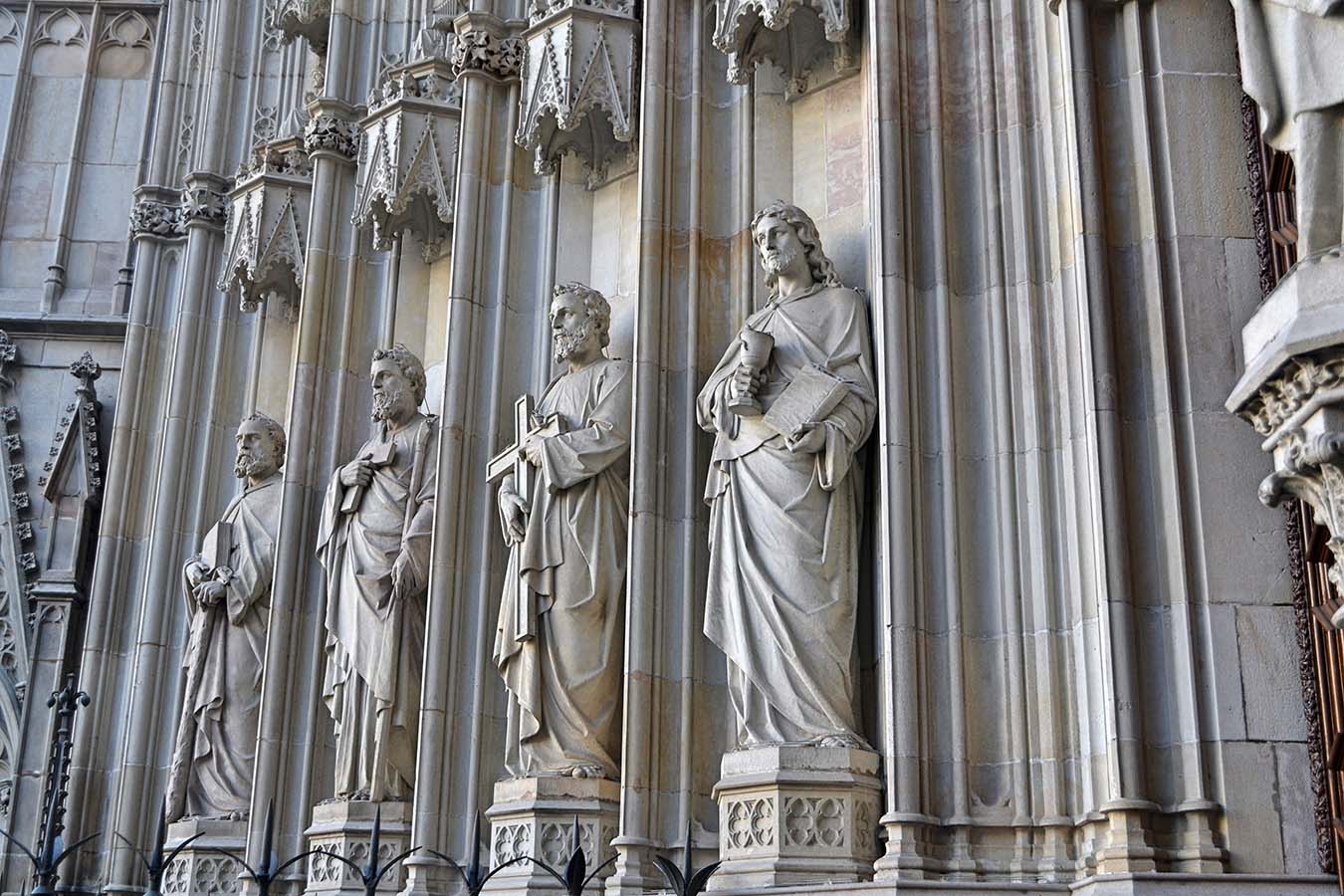 Barcelona Cathedral exterior near Gothic Quarter street